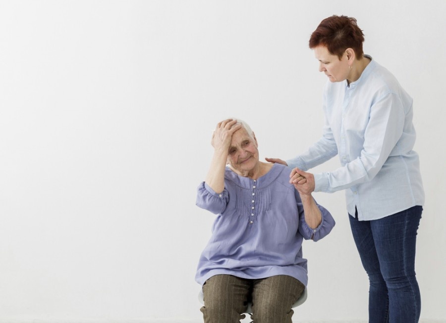 Comunicazione assertiva con gli anziani: Consigli per i caregiver