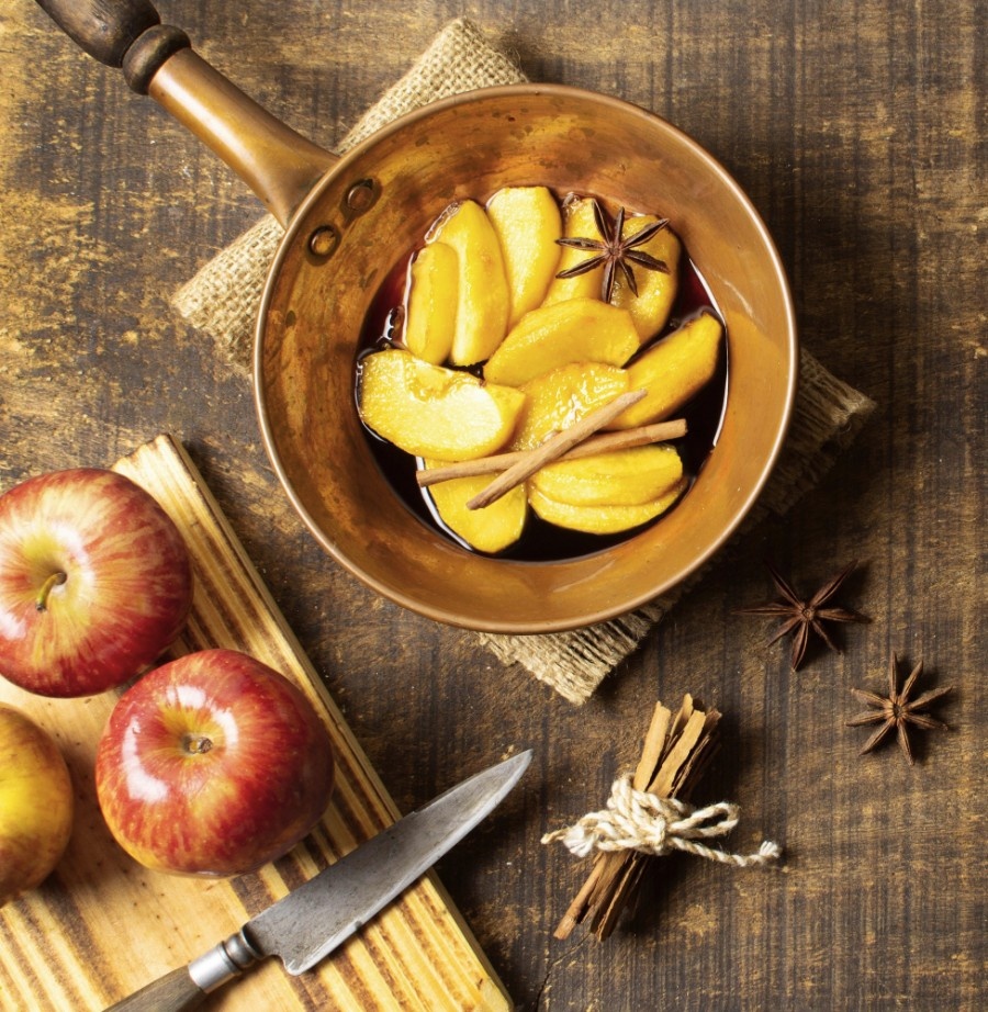 Frutta cotta per persone anziane